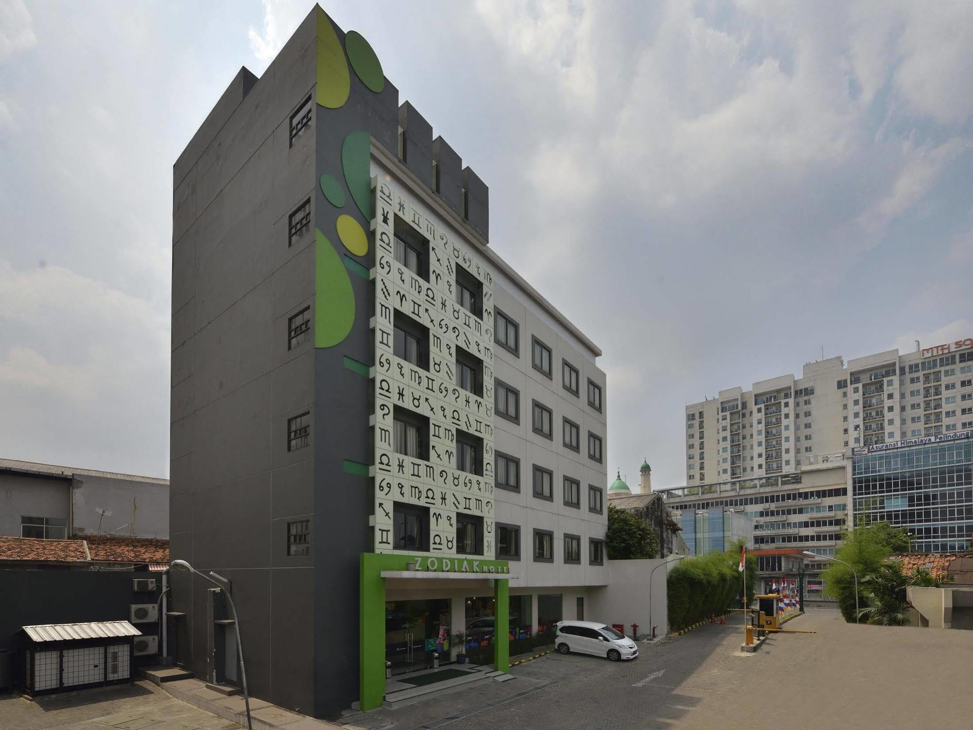 Zodiak Mt Haryono By Kagum Hotels Jakarta Eksteriør bilde