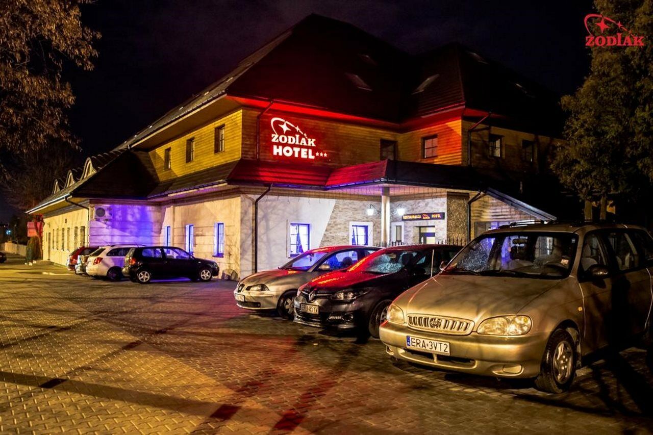 Zodiak Mt Haryono By Kagum Hotels Jakarta Eksteriør bilde